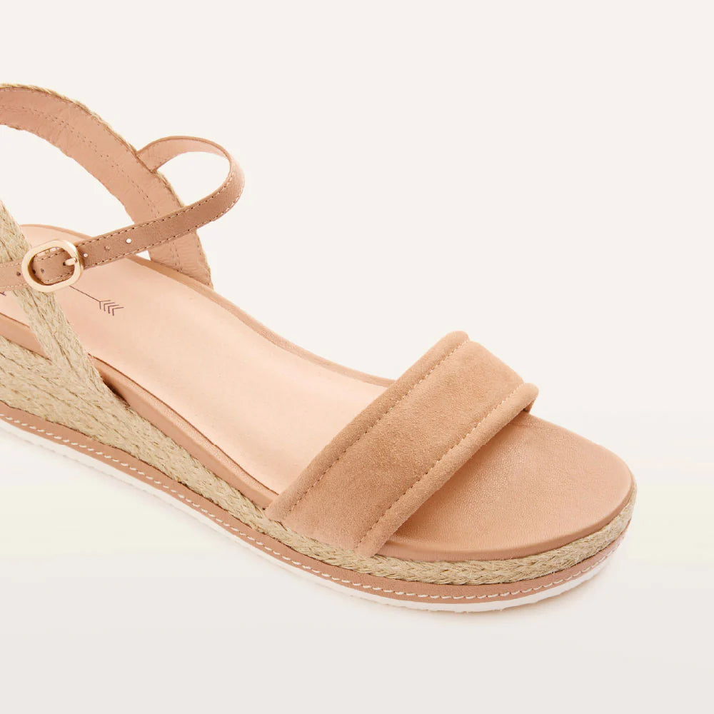 Harris Camel Suede Heel SIZE 10