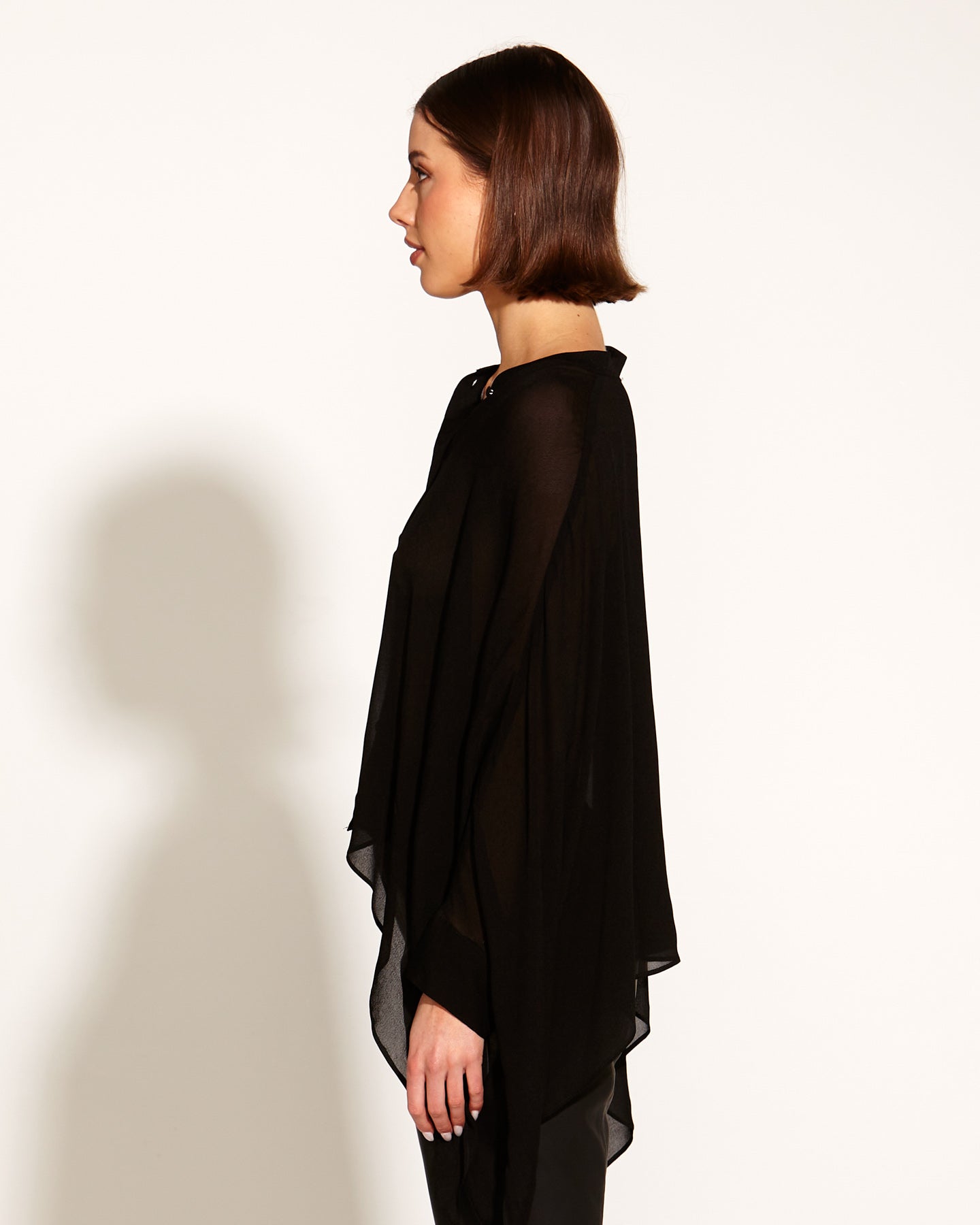 Something Beautiful Oversized Flowy Kimono Blouse | Black Size 8