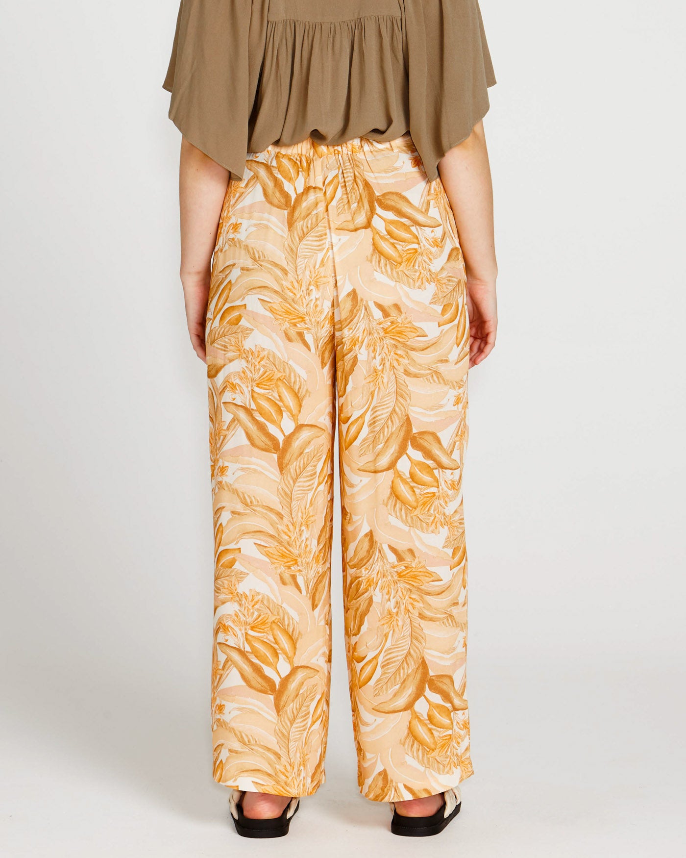 Portia Elastic Back Pants With Belt | Palm Springs