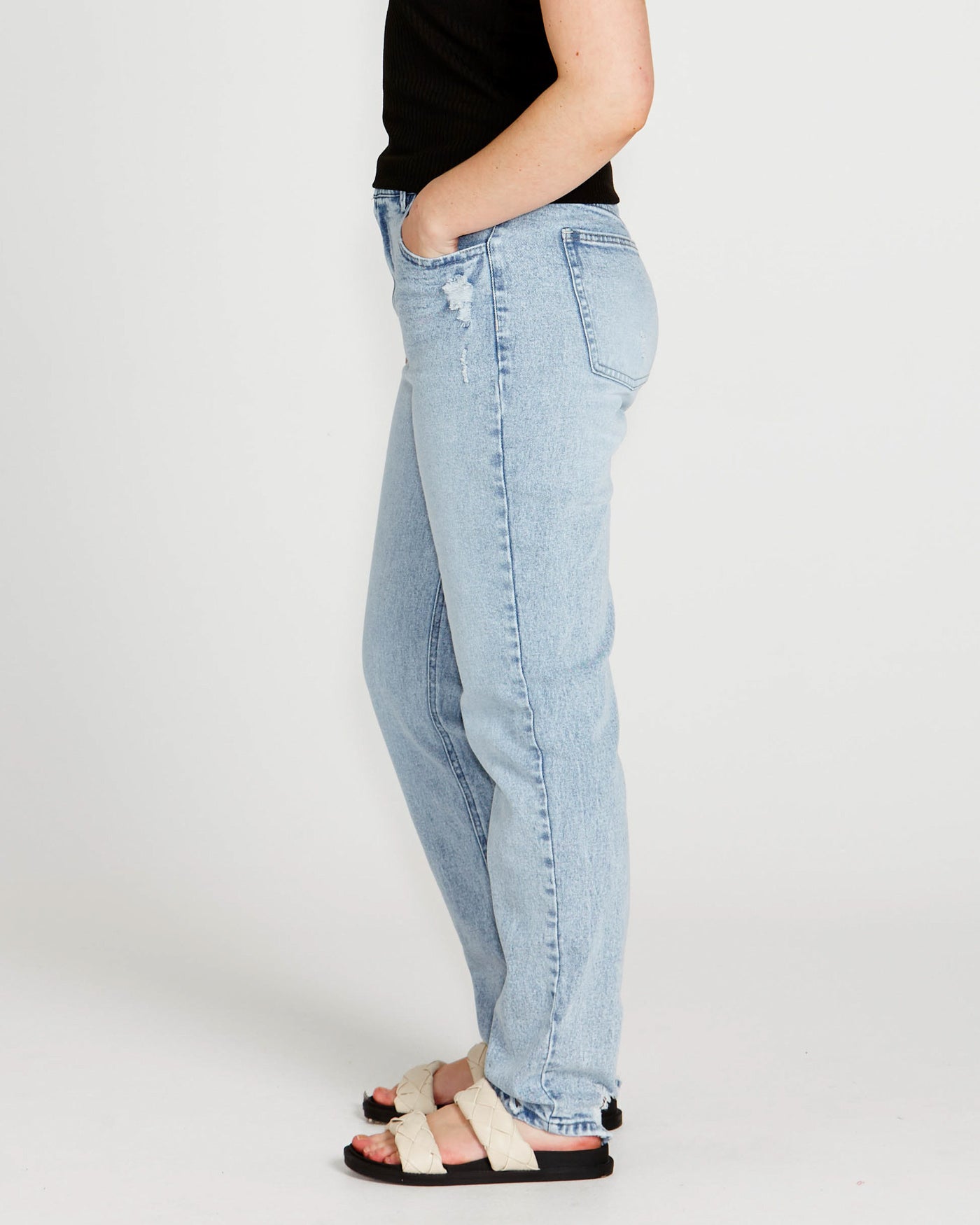 Rhea Straight Leg Jeans | 70 Wash