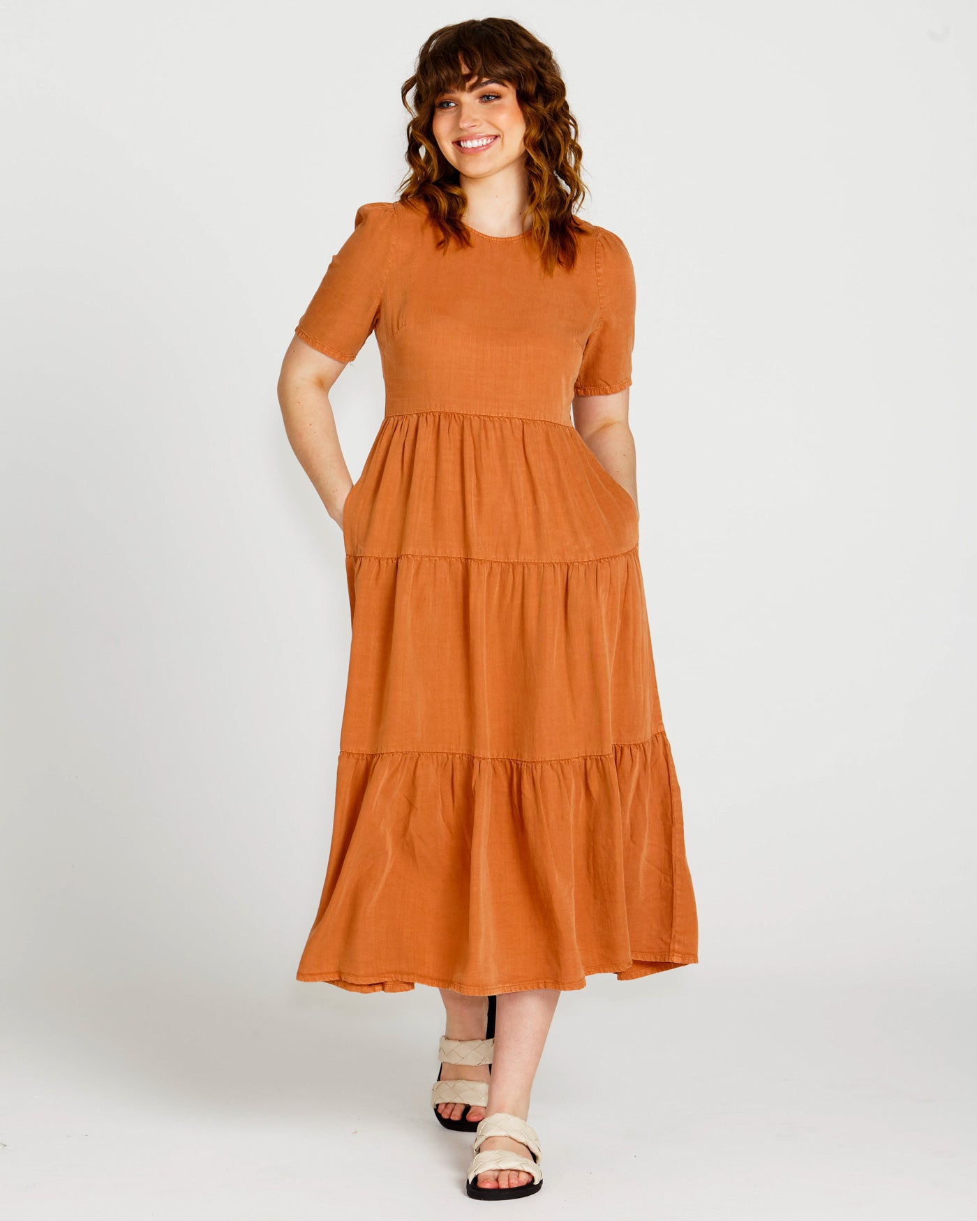 Zahlia Midi Tiered Dress | Sandy Tan