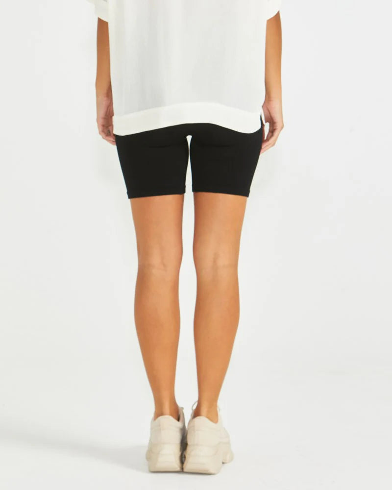 Stormi Seamfree Shorts | Black