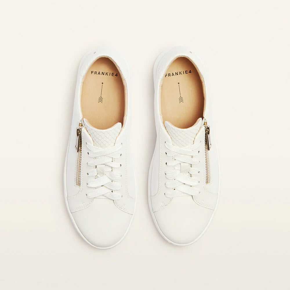 Billie II | White