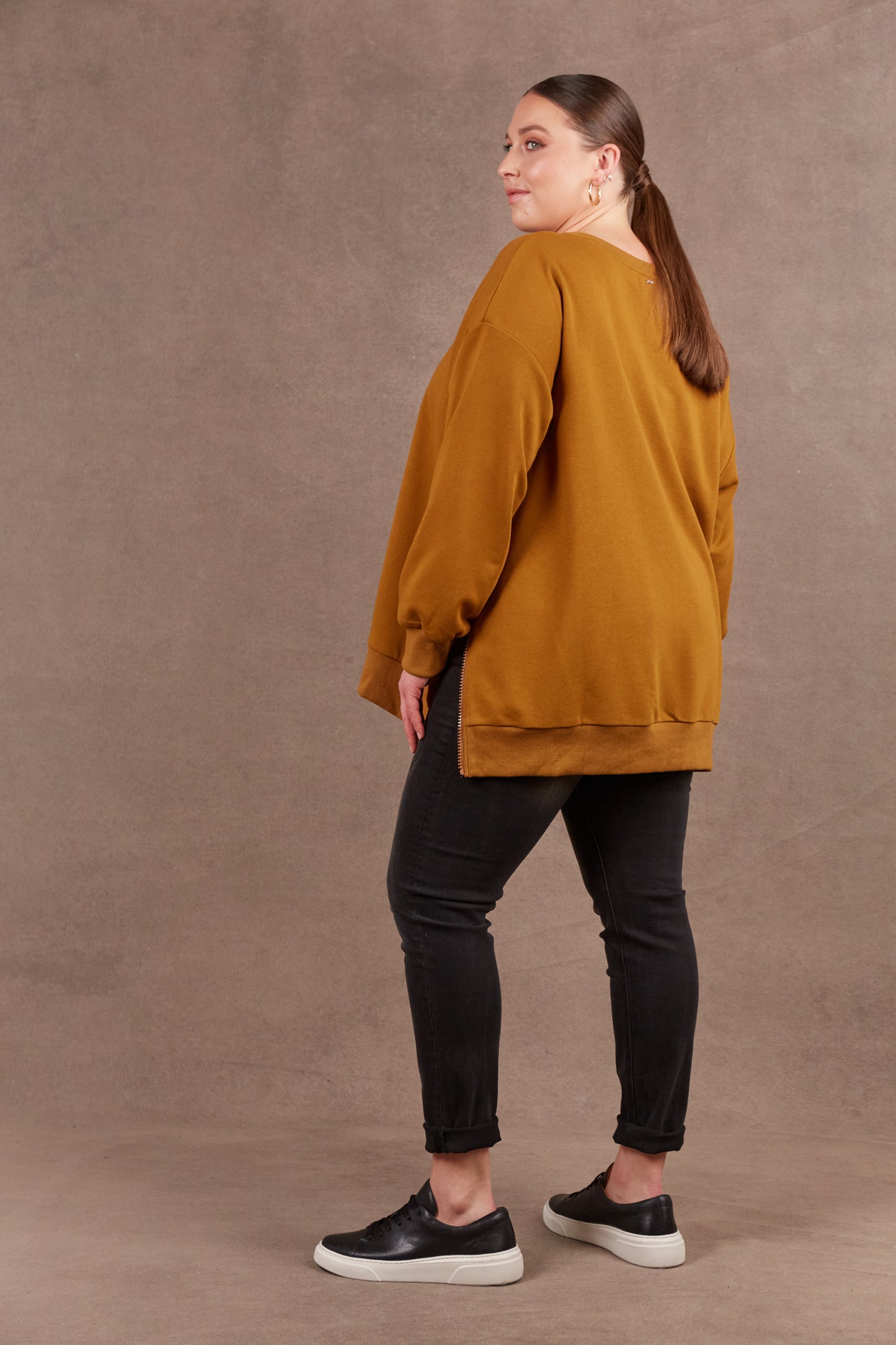 Est Sweat Top | Ochre