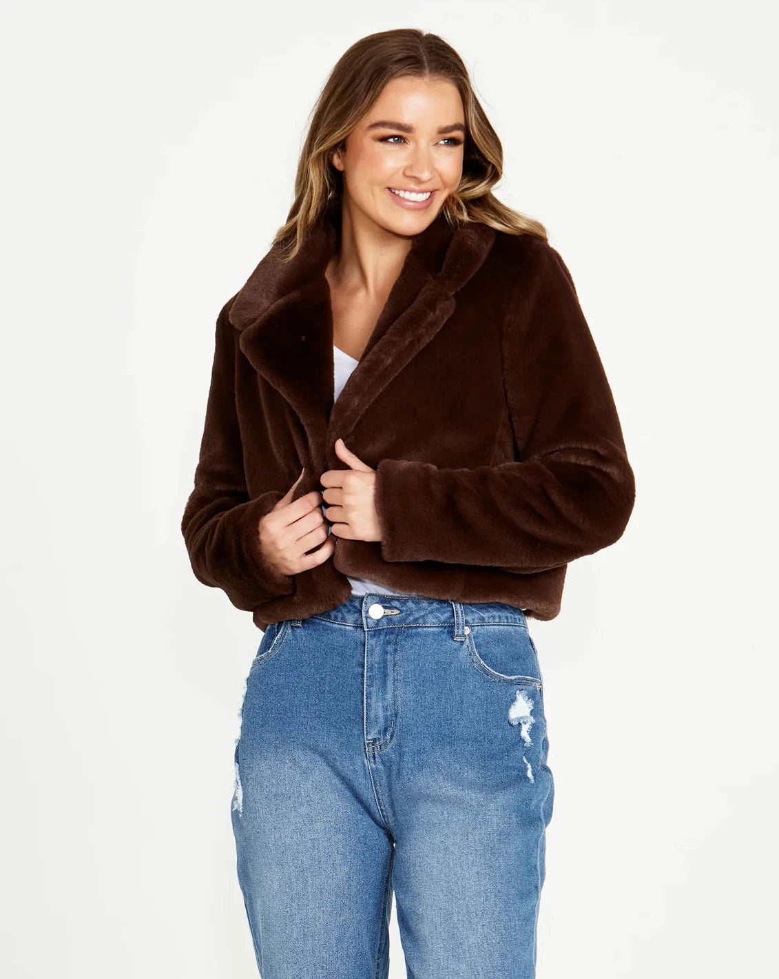 Xanthe Cropped Faux Fur Jacket | Chocolate