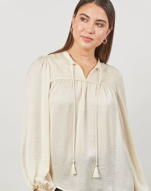 Romance Blouse | Creme