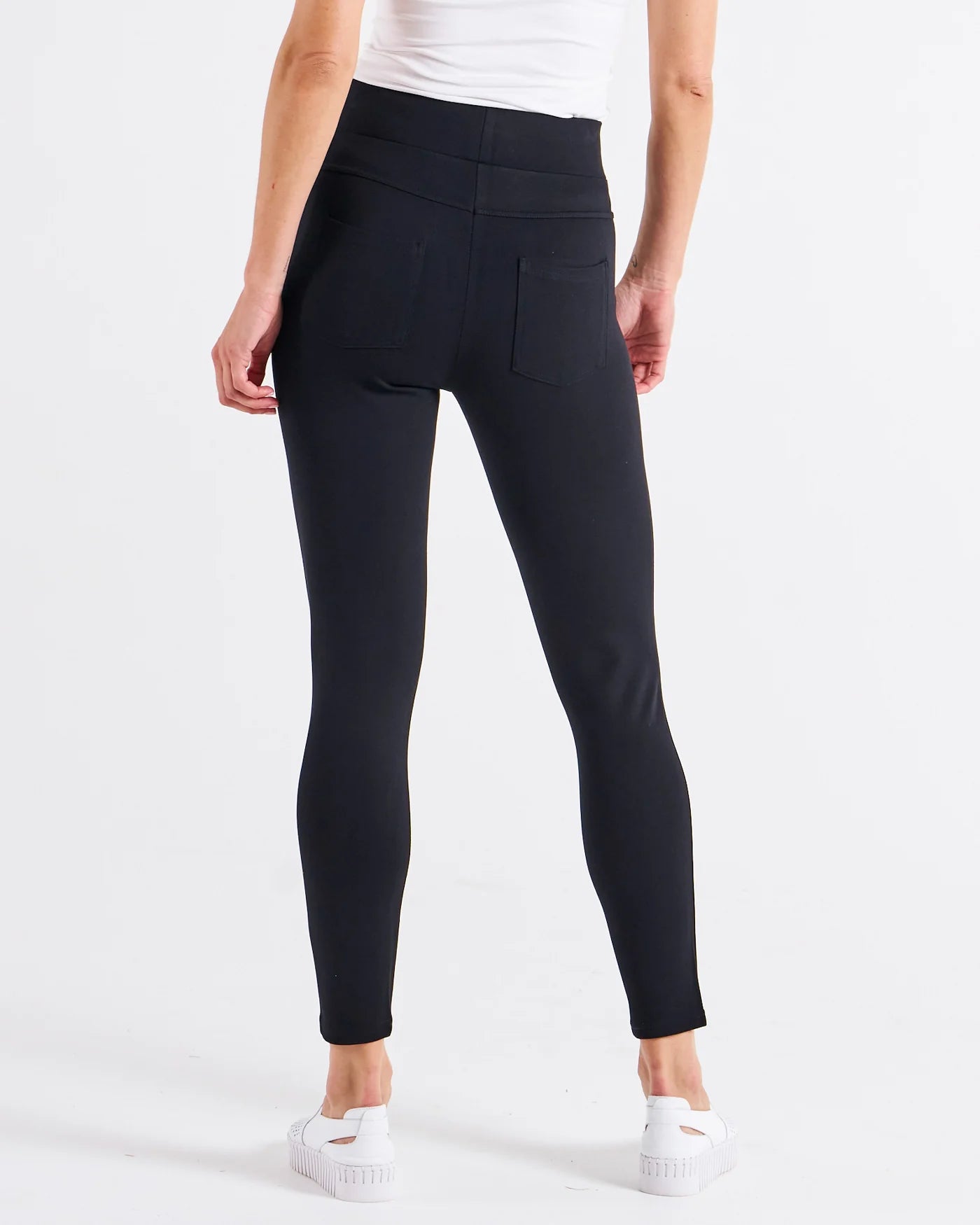 Priscilla Ponte Legging | Black Size 6