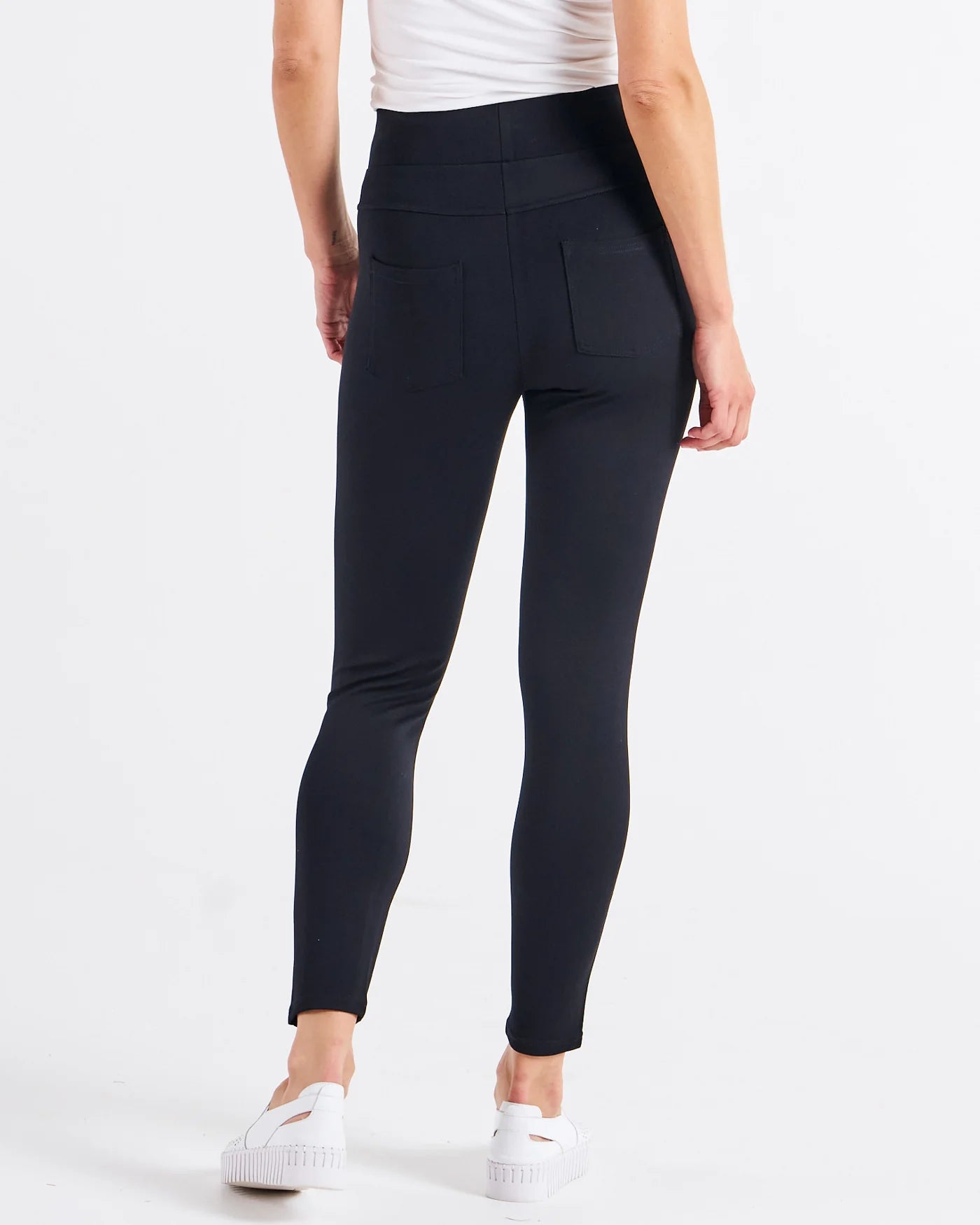 Priscilla Ponte Legging | Black Size 6