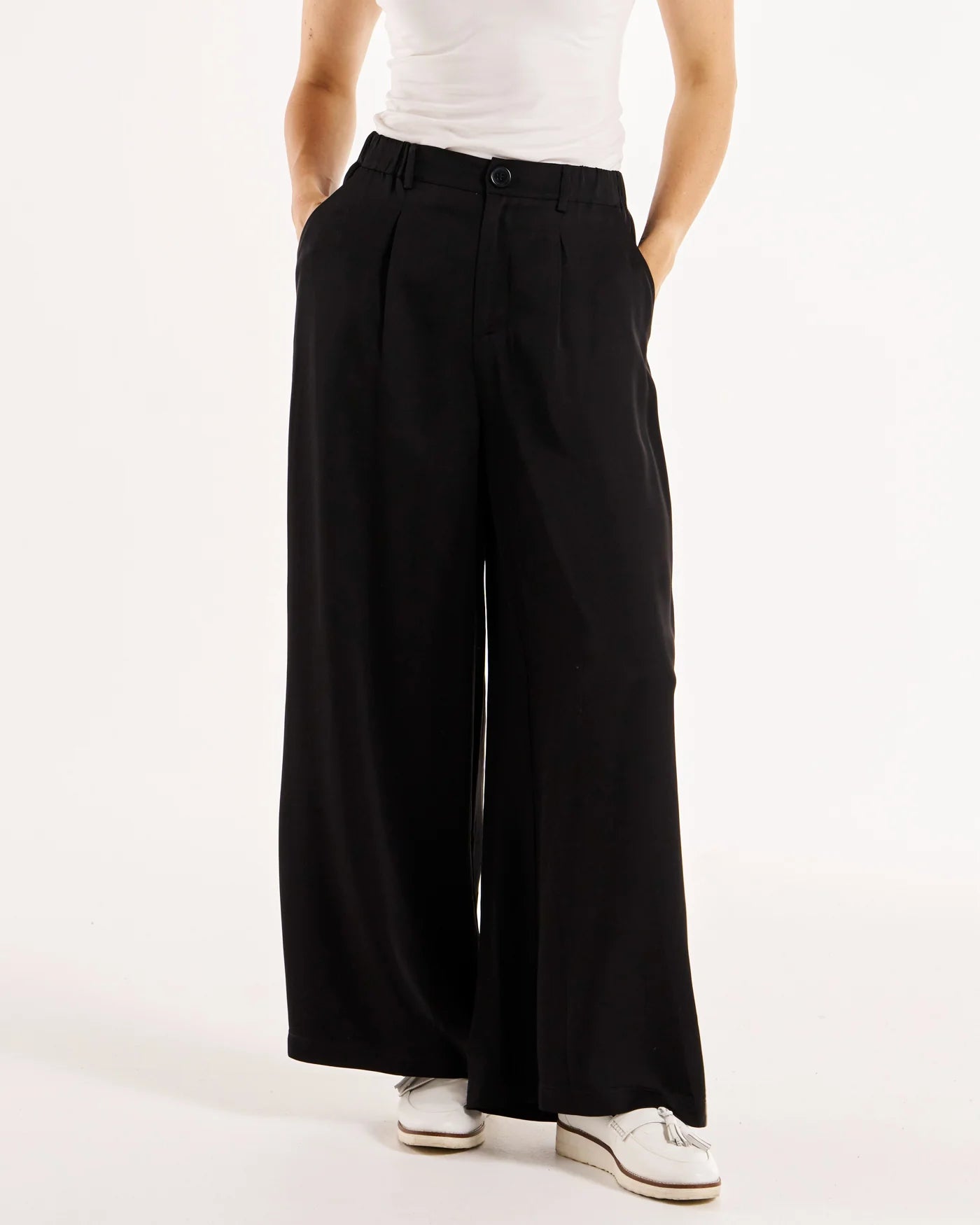 Venus Satin Pant | Black