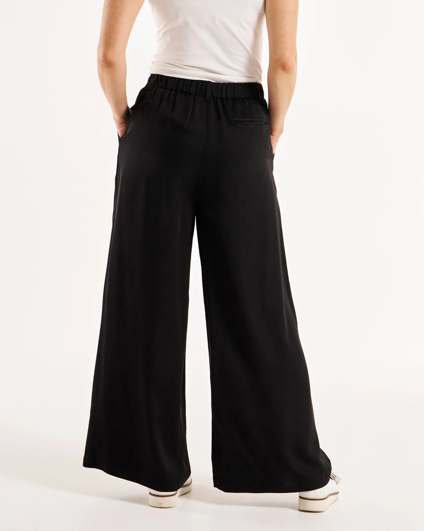 Venus Satin Pant | Black