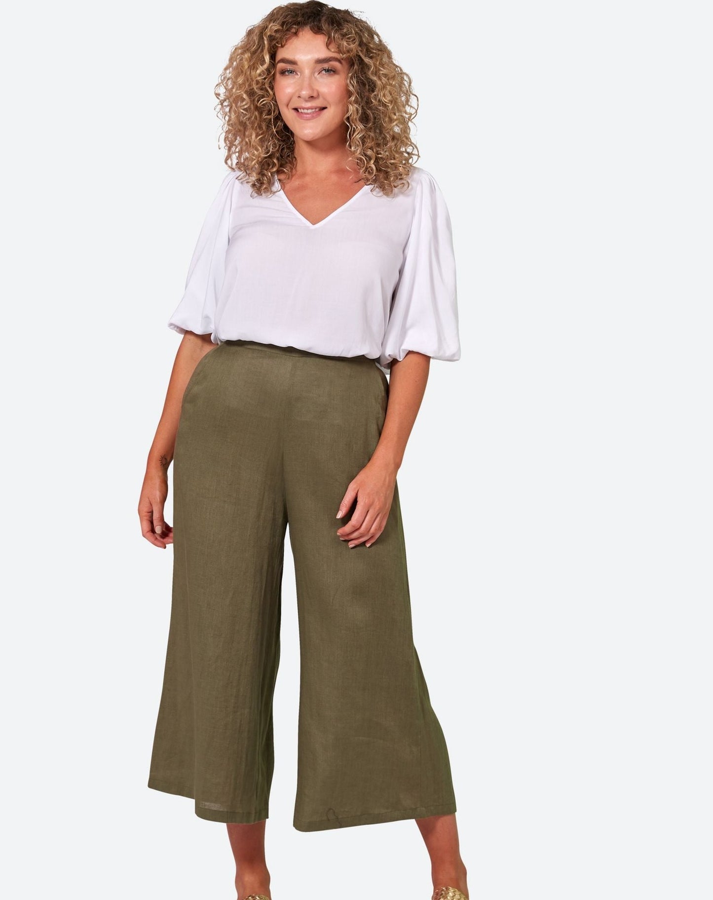 Studio Crop Pant | Khaki Size XS