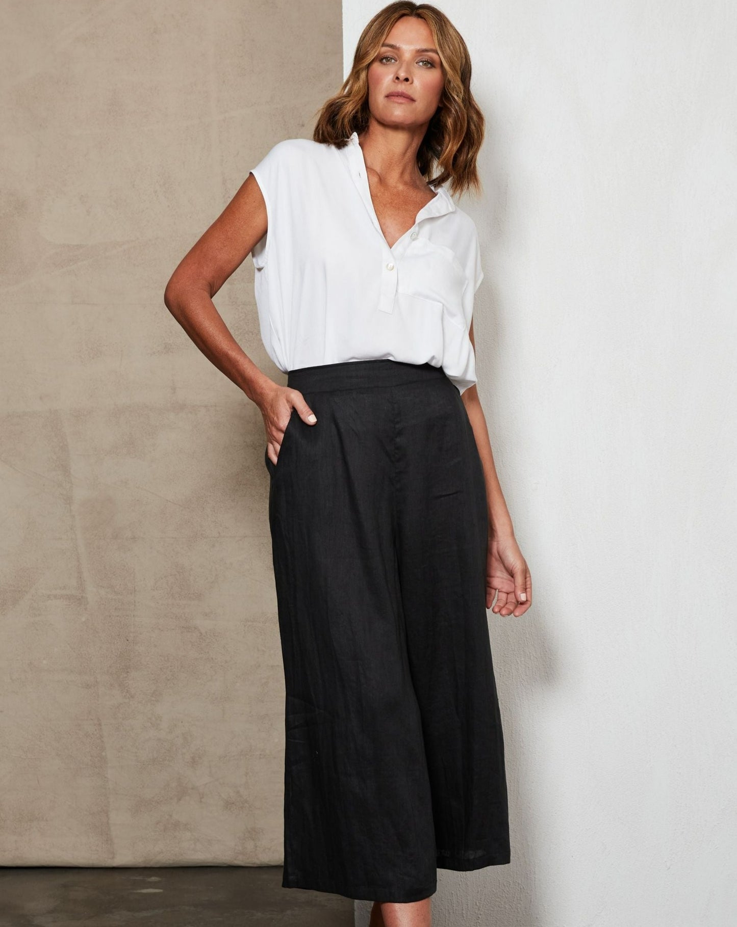 Studio Crop Pant | Ebony XS