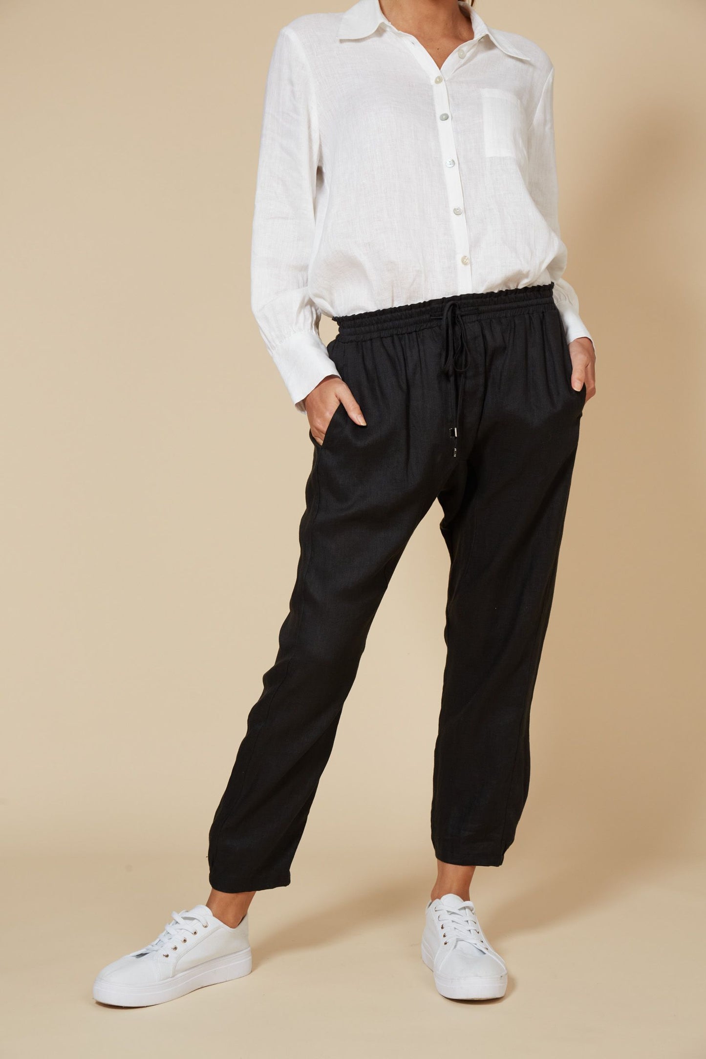 Studio Relaxed Pant | Ebony