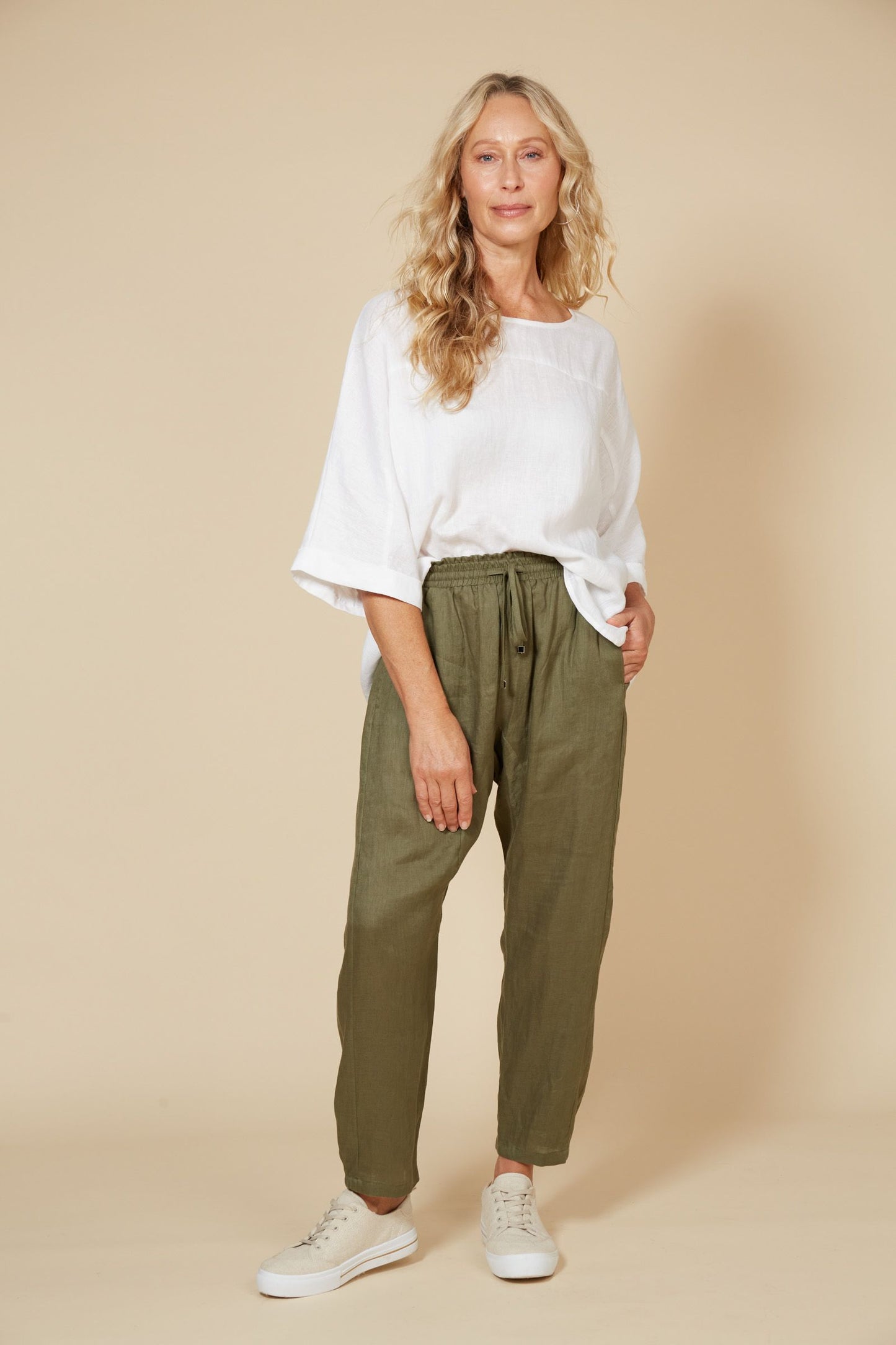 Studio Relaxed Pant | Khaki Size XL