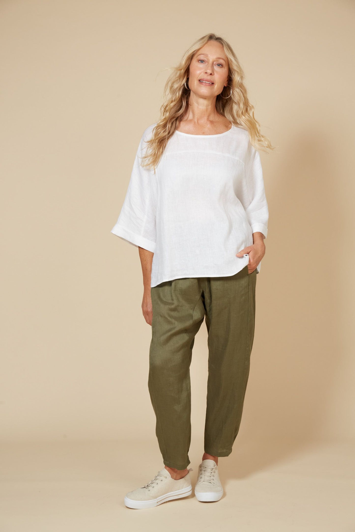 Studio Relaxed Pant | Khaki Size XL